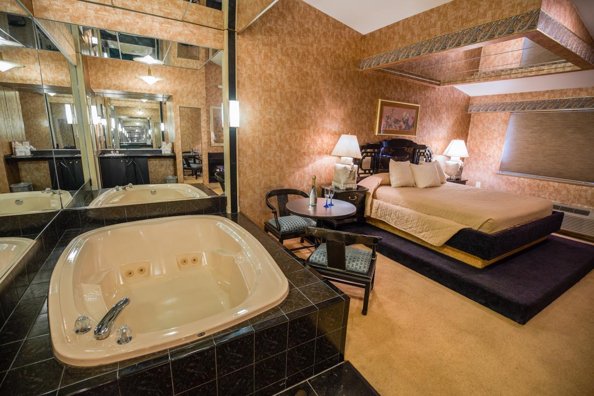 Feather Nest Inn (Adults Only) Черри-Хилл Экстерьер фото